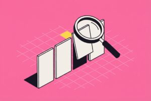 Loupe au-dessus d'une rangée de cartes vierges, fond rose